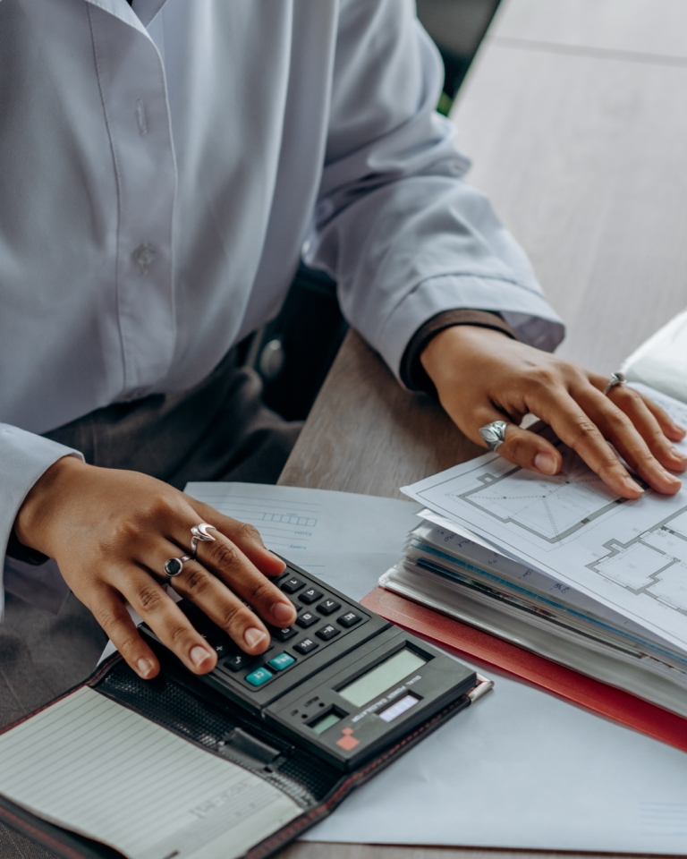 alt="Missions comptabilité : lien avec le cabinet comptable et gestion des finances."